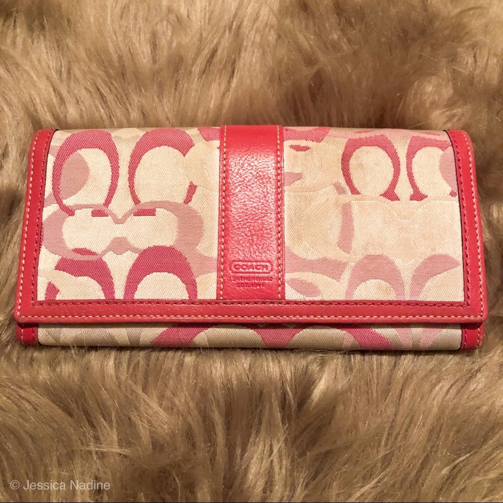 COACH / Pink Signature Wallet